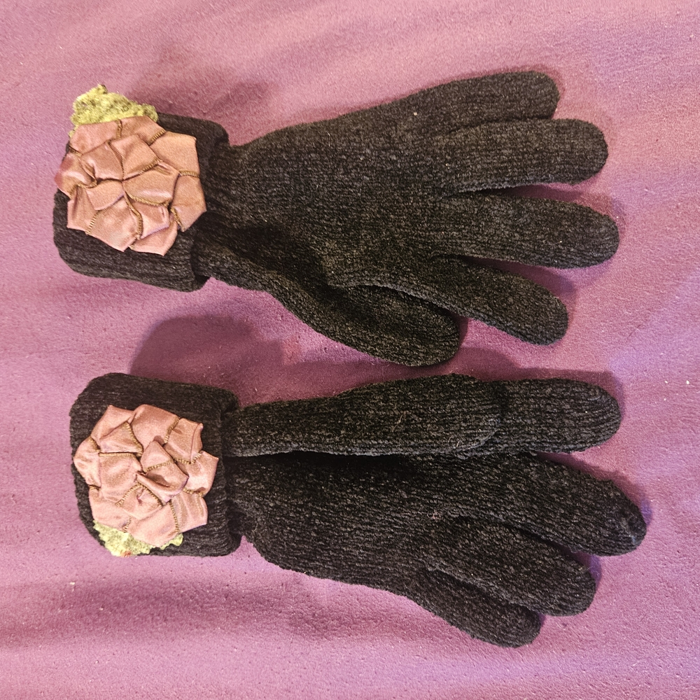 Soft Black Gloves with Rose Accents